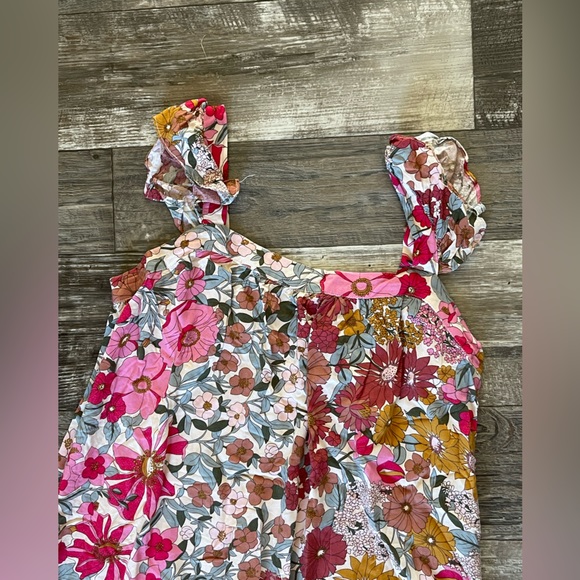 Maxi dress with flutter straps and tears - Picture 2 of 8